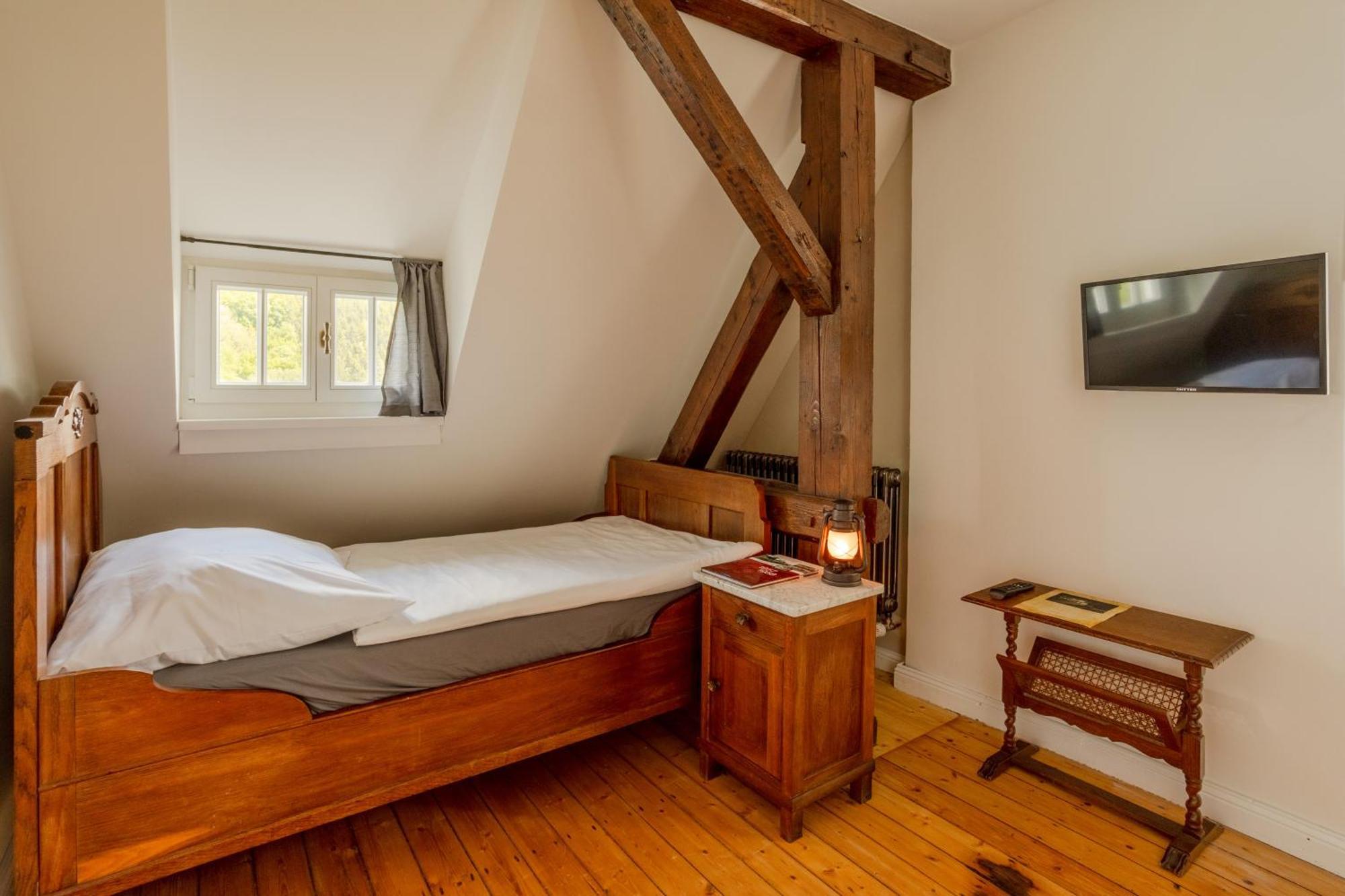 Museumsbahnhof Ahuette Hotel Üxheim Екстериор снимка