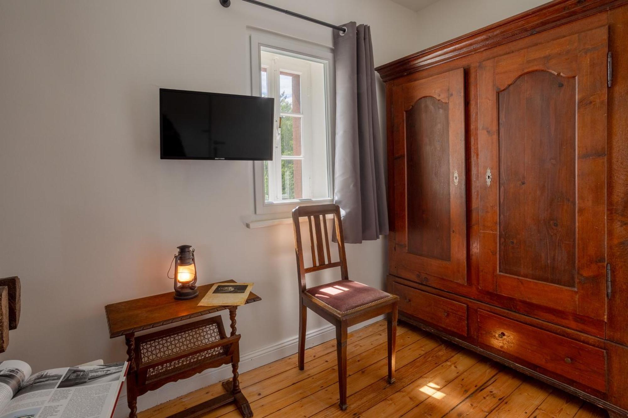 Museumsbahnhof Ahuette Hotel Üxheim Екстериор снимка