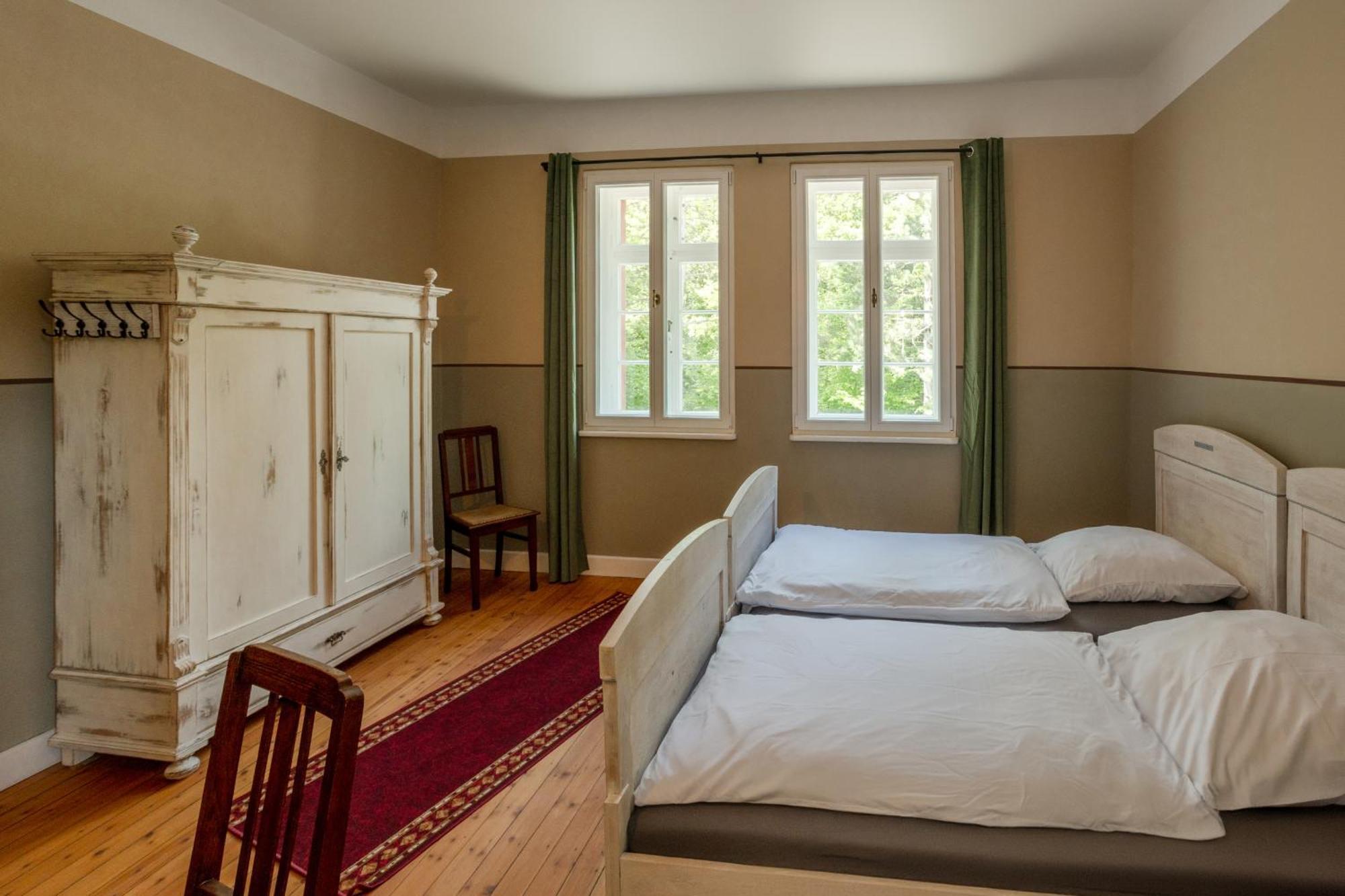 Museumsbahnhof Ahuette Hotel Üxheim Екстериор снимка